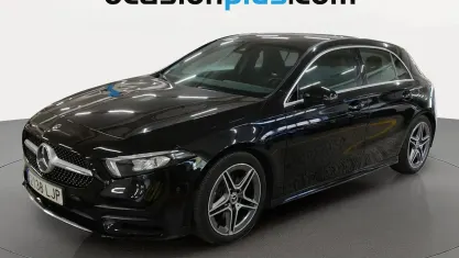 Usado Mercedes A180 AMG 136 CV (100 kW) 2020 Negro Utilitario