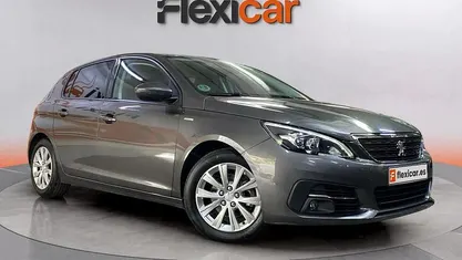 Usado Peugeot 308 Style 131 CV (96 kW) 2020 Berlina