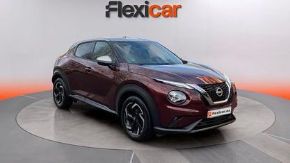 Używany Nissan Juke N-Connecta 114 KM (83 kW) 2024 Czerwony SUV