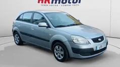 Usado 2006 Kia Rio EX | 4590 € (Precio justo)