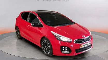 Rojo Usado 2017 Kia Ceed GT GT-Line Berlina | 12.190 € (Precio justo)