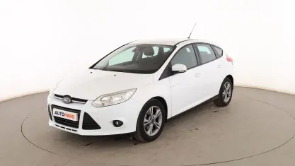 Usado Ford Focus 125 CV (91 kW) 2014 Blanco Berlina