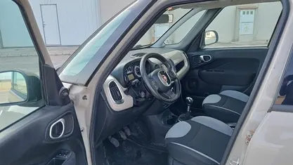 Usado Fiat 500L Living 85 CV (62 kW) 2014 Beige Monovolumen