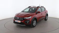 Rojo Usado 2022 Dacia Sandero Comfort Utilitario | 15.299 € (Precio justo)