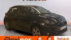 Usado 2024 Toyota Yaris Hybrid Active Utilitario | 17.990 € (Super precio)