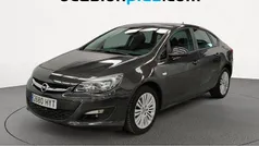Usado 2014 Opel Astra Selective Berlina | 8350 € (Precio justo)