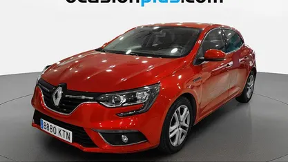Usado Renault Mégane IV Business 116 CV (85 kW) 2019 Rojo Utilitario