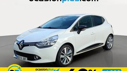 Usado Renault Clio IV 90 CV (66 kW) 2014 Blanco Utilitario