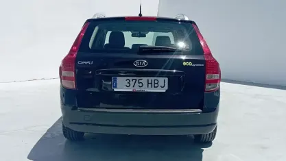 Usado Kia Ceed Sportswagon Active 116 CV (85 kW) 2011 Negro Familiar