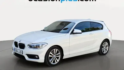 Używany BMW 118 150 KM (110 kW) 2015 Biały Hatchback
