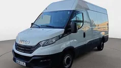 Blanco Usado 2022 Iveco Daily Berlina | 21.091 € (Super precio)