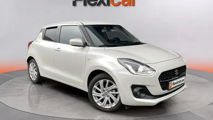 Usado Suzuki Swift 83 CV (61 kW) 2024 Blanco Berlina