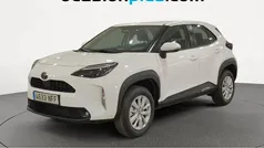 Blanco Nuevo 2024 Toyota Yaris Hybrid Business Edition SUV | 22.522 € (Precio justo)