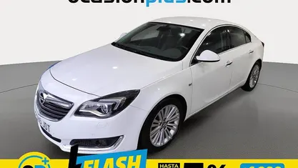 Blanco Usado 2015 Opel Insignia Excellence Berlina | 11.750 € (Precio justo)