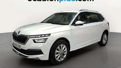 Usado Skoda Kamiq Ambition 110 CV (80 kW) 2021 Blanco SUV