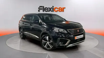 Usado Peugeot 5008 Allure 131 CV (96 kW) 2018 Beige SUV