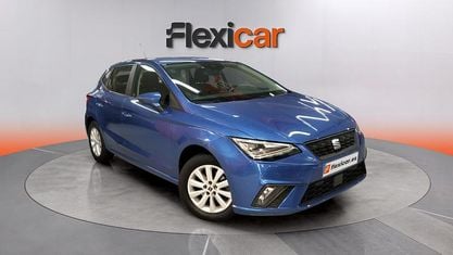 Usado Seat Ibiza Style 116 CV (85 kW) 2023 Azul Utilitario