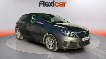 Usado Peugeot 308 Active 100 CV (73 kW) 2020 Berlina