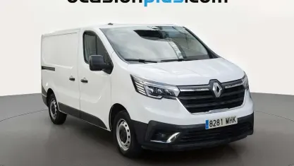 Usado Renault Trafic 131 CV (96 kW) 2023 Blanco Monovolumen