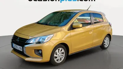 Usado Mitsubishi Space Star Motion 71 CV (52 kW) 2022 Oro Utilitario