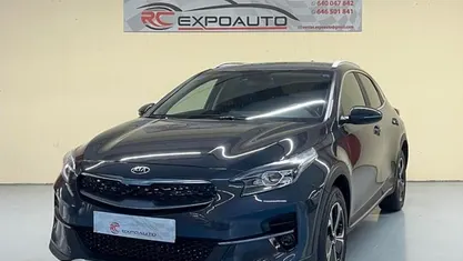 Usado Kia XCeed 141 CV (103 kW) 2021 Gris SUV