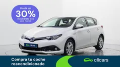 Blanco Usado 2018 Toyota Auris Hybrid Business Edition Berlina | 14.990 € (Precio justo)