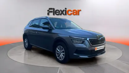 Usado Skoda Kamiq Selection 116 CV (85 kW) 2024 Gris SUV