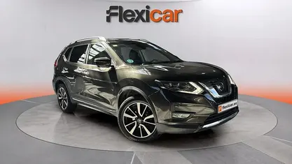 Usado Nissan X-Trail Tekna 163 CV (119 kW) 2018 Verde SUV