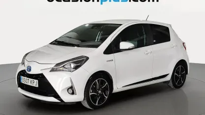 Usado Toyota Yaris 100 CV (73 kW) 2018 Blanco Utilitario