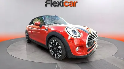 Usado Mini Cooper Cabriolet 136 CV (100 kW) 2018 Naranja Descapotable