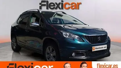 Usado Peugeot 2008 Style 82 CV (60 kW) 2017 Verde SUV