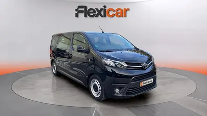 Usado Toyota Proace Comfort 120 CV (88 kW) 2023 Negro Monovolumen