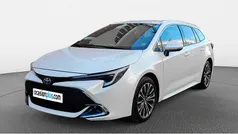 Blanco Usado 2023 Toyota Corolla Sport Monovolumen | 24.537 € (Precio justo)