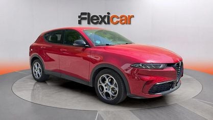 Usado Alfa Romeo Tonale Sprint 131 CV (96 kW) 2022 Rojo SUV