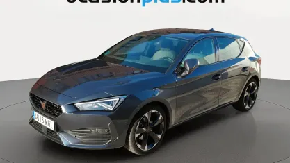 Usado Cupra Leon 150 CV (110 kW) 2023 Gris Utilitario