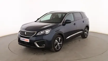 Usado Peugeot 5008 Allure 130 CV (95 kW) 2018 Azul SUV