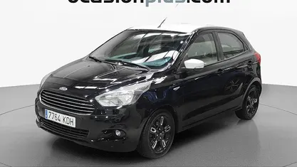 Negro Usado 2017 Ford Ka Plus Ultimate Utilitario | 6288 € (Buen precio)