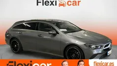 Gris Usado 2021 Mercedes CLA200 Shooting Brake Familiar | 29.790 € (Buen precio)