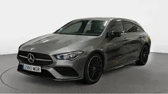 Gris Usado 2023 Mercedes 200 AMG Monovolumen | 31.319 € (Super precio)