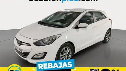 Blanco Usado 2014 Hyundai i30 Utilitario | 9890 € (Precio justo)