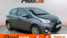 Gris Usado 2017 Toyota Yaris Active Utilitario | 10.490 € (Precio justo)
