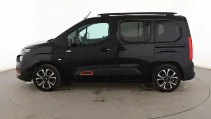 Usado Citroën Berlingo Shine 102 CV (75 kW) 2019 Negro Monovolumen
