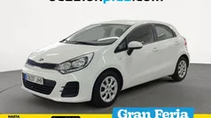 Blanco Usado 2015 Kia Rio Utilitario | 9750 € (Precio justo)