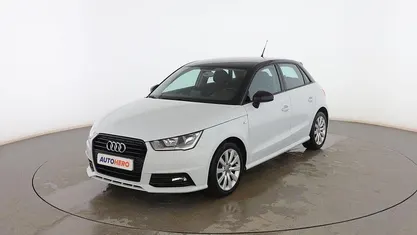 Usado Audi A1 Sportback Attraction 95 CV (69 kW) 2018 Blanco Utilitario