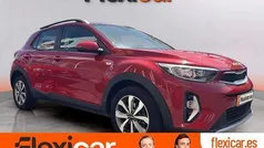 Rojo Usado 2023 Kia Stonic SUV | 16.990 € (Precio justo)
