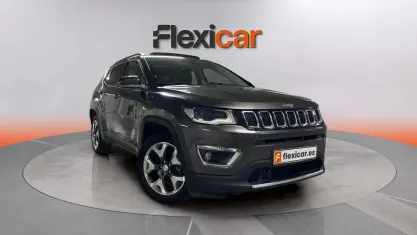 Usado Jeep Compass Limited 140 CV (102 kW) 2018 Gris SUV