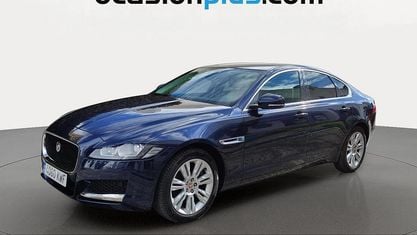 Używany Jaguar XF Prestige 180 KM (132 kW) 2019 Niebieski Sedan/Limuzyna