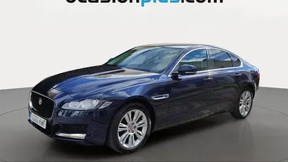 Usado Jaguar XF Prestige 180 CV (132 kW) 2019 Azul Berlina