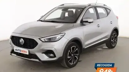 Usado MG ZS Luxury 111 CV (81 kW) 2024 Gris SUV