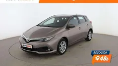 Gris Usado 2015 Toyota Auris Active Berlina | 11.199 € (Precio justo)